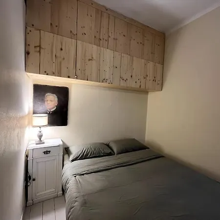 Casa Dello Scoiattolo * Milán